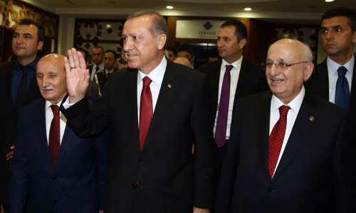 Cumhurbaskani-Erdogan-Birlik-Vakfinin-Ankaradaki-iftarina-katildi